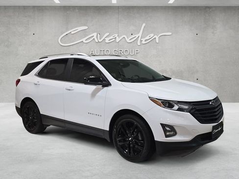 Used 2021 Chevrolet Equinox LT image 2