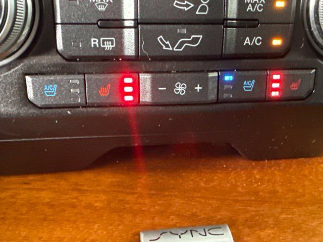 Used 2017 Ford F150 King Ranch w/ Equipment Group 601A Luxury AWD/4WD image 27