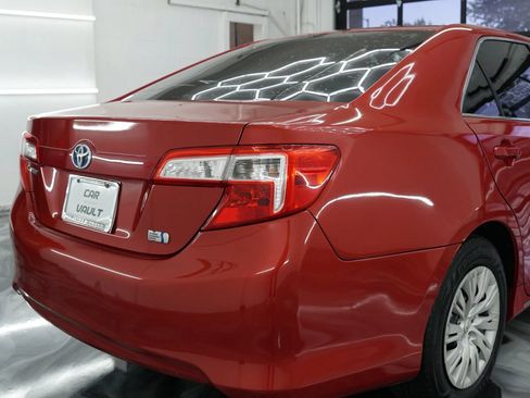 Used 2012 Toyota Camry LE w/ Preferred Accessory Pkg FWD image 8