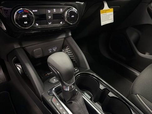 New 2026 Chevrolet TrailBlazer LT w/ LT Cold Weather Package FWD image 22