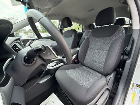 Used 2019 Hyundai Ioniq Electric FWD image 23
