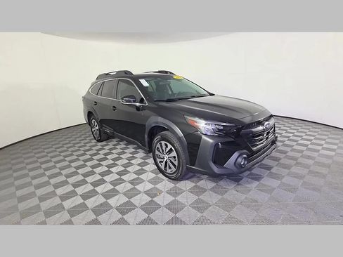 Used 2024 Subaru Outback Premium AWD/4WD image 34