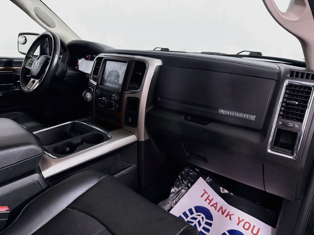 Used 2018 RAM 1500 Laramie w/ Convenience Group AWD/4WD image 29