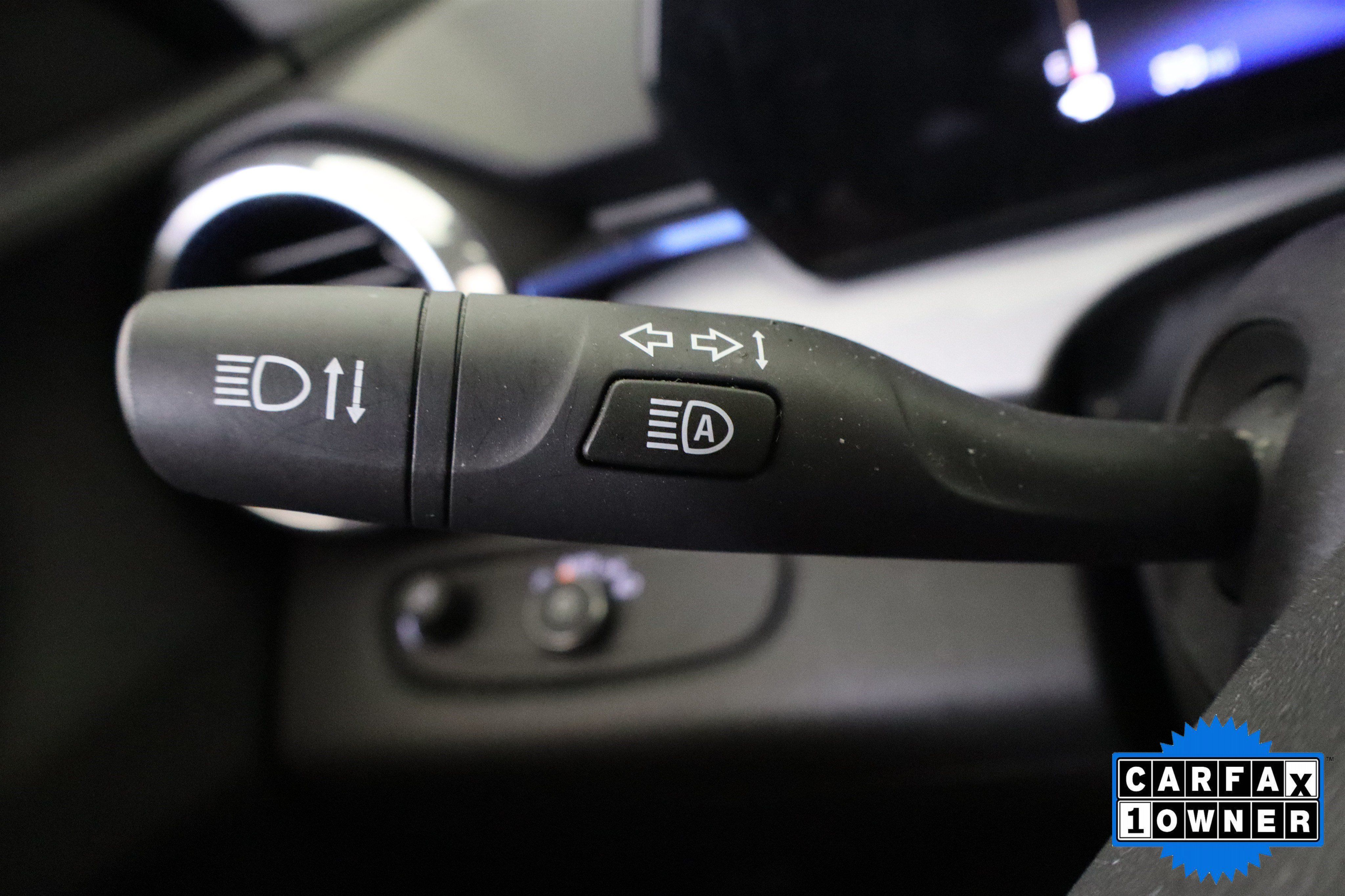 Used 2025 Chevrolet Trax LT FWD image 31