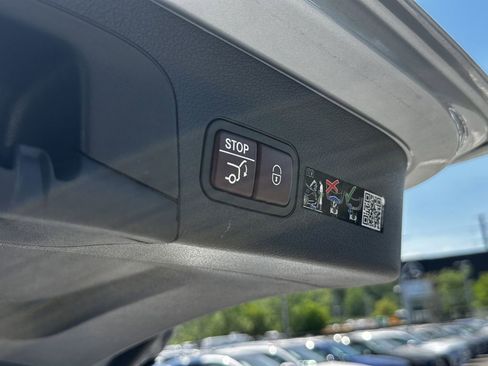 Certified 2025 Mercedes-Benz GLS 450 4MATIC image 23