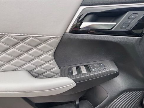 Used 2024 Mitsubishi Outlander SEL image 12