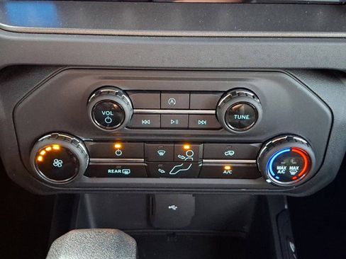 Used 2025 Ford Bronco 2-Door AWD/4WD image 15