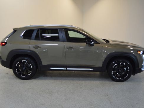 Used 2025 MAZDA CX-50 Meridian Edition w/ Weather Package AWD/4WD image 2