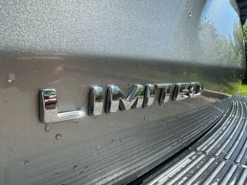 Used 2021 Ford Expedition Max Limited RWD image 9
