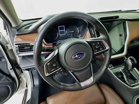 Used 2020 Subaru Outback Touring w/ Popular Package #2 AWD/4WD image 11