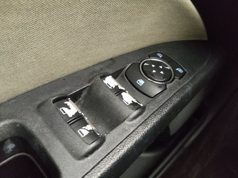 Used 2018 Ford Fusion S image 27