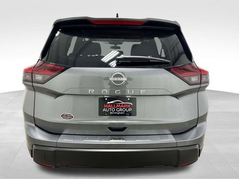 New 2026 Nissan Rogue SV FWD image 3