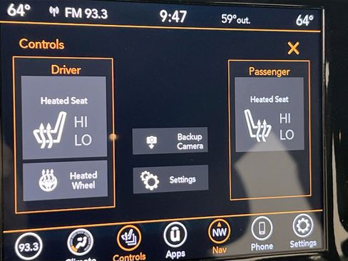 Used 2022 Jeep Grand Cherokee Laredo X image 18