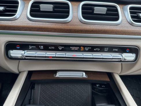 Used 2023 Mercedes-Benz GLE 350 4MATIC image 38