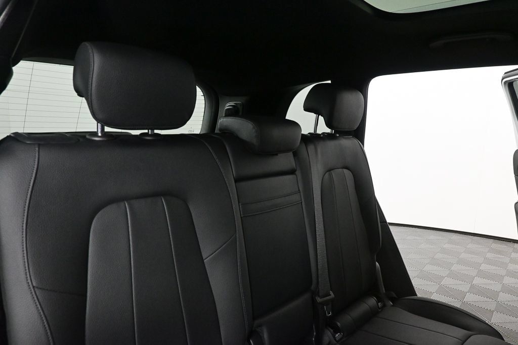 Certified 2023 Mercedes-Benz GLB 250 4MATIC image 21