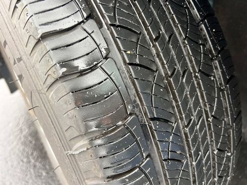 Certified 2024 Ford Edge SEL w/ Convenience Package image 30