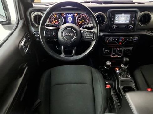 Used 2019 Jeep Wrangler Unlimited Sport S AWD/4WD image 50