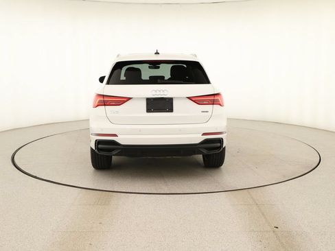 Certified 2023 Audi Q3 2.0T Premium w/ Convenience Package AWD/4WD image 5