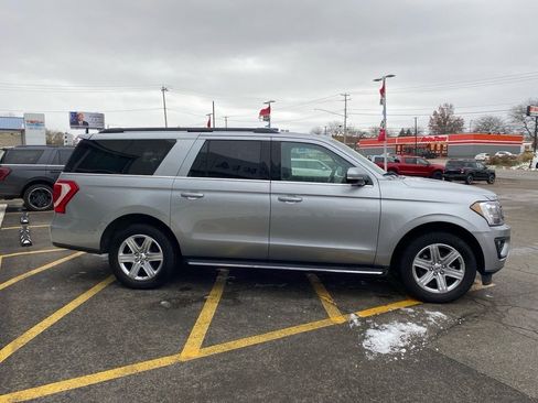 Used 2021 Ford Expedition Max XLT image 6