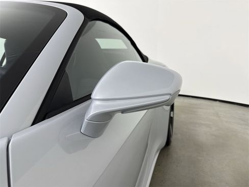New 2026 Porsche 911 Carrera 4S image 12