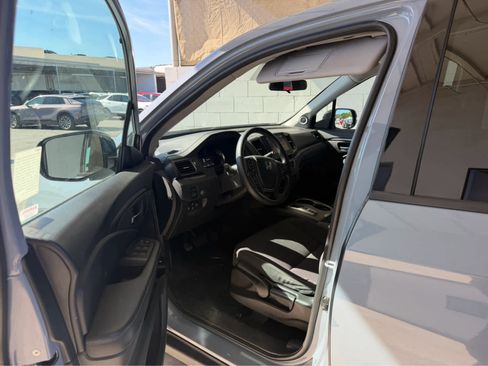 Used 2023 Honda Ridgeline Sport image 5