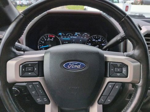 Certified 2017 Ford F350 Platinum w/ Platinum Ultimate Package image 31