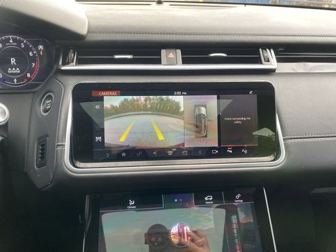 Used 2019 Land Rover Range Rover Velar R-Dynamic SE image 20