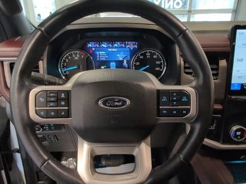 Certified 2024 Ford Expedition Limited AWD/4WD image 18