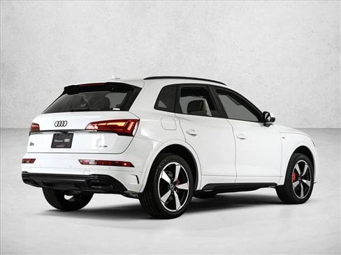 Certified 2024 Audi Q5 2.0T Premium Plus AWD/4WD image 5