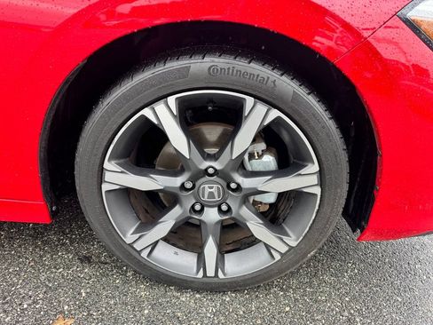 Used 2025 Honda Civic Sport image 32