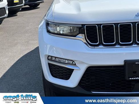 Used 2023 Jeep Grand Cherokee 4WD 4xe image 9
