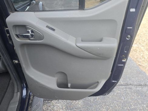 Used 2007 Nissan Frontier LE image 21