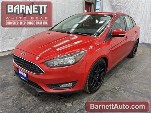Used 2016 Ford Focus SE w/ Equipment Group 201A FWD image 1