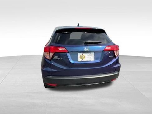 Used 2017 Honda HR-V EX image 6