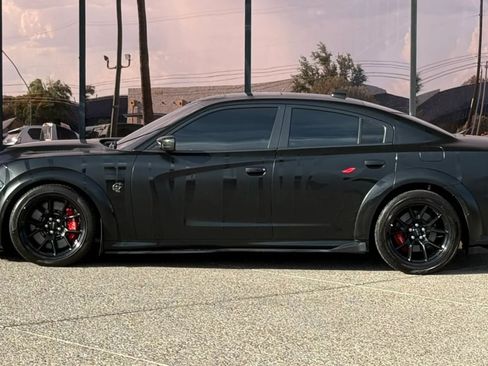 Used 2022 Dodge Charger SRT Hellcat RWD image 4