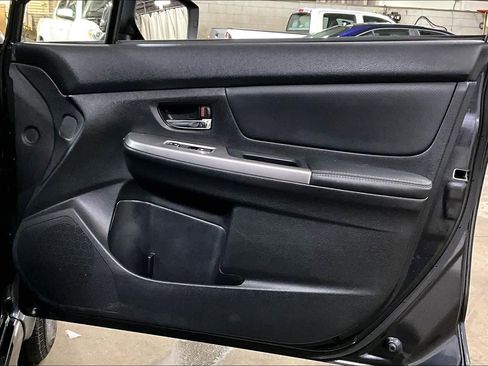 Used 2015 Subaru Crosstrek 2.0i Limited w/ Popular Package #2 image 22