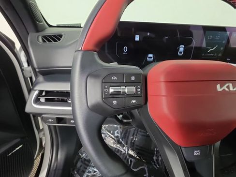Used 2025 Kia K4 GT-Line w/ GT-Line Premium Package FWD image 29