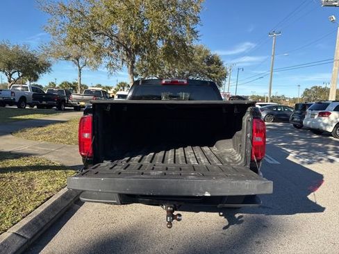 Used 2021 Chevrolet Colorado LT image 16