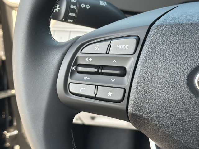 New 2026 Hyundai Venue SEL FWD image 26