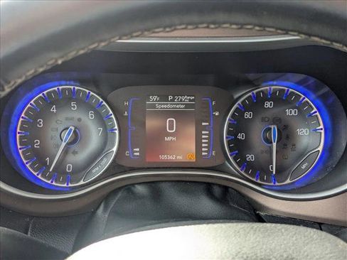 Used 2020 Chrysler Voyager LX w/ Cold Weather Group image 10