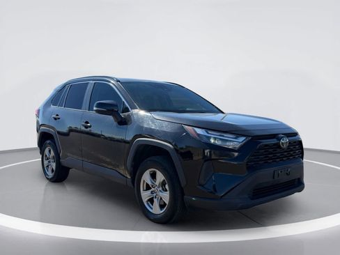 Used 2024 Toyota RAV4 XLE FWD image 5