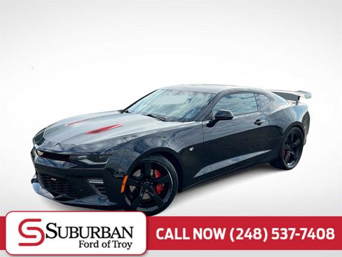 Used 2016 Chevrolet Camaro SS image 1