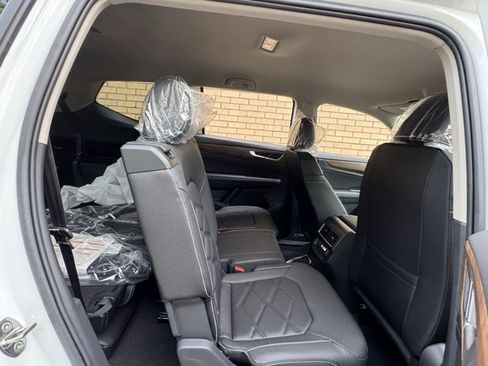 New 2026 Volkswagen Atlas SE AWD/4WD image 11