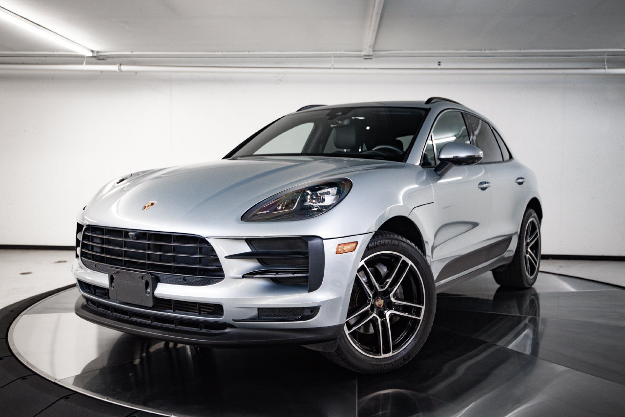 Certified 2021 Porsche Macan AWD/4WD image 1