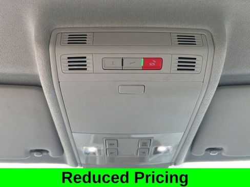Used 2024 Volkswagen Tiguan Wolfsburg Edition AWD/4WD image 17