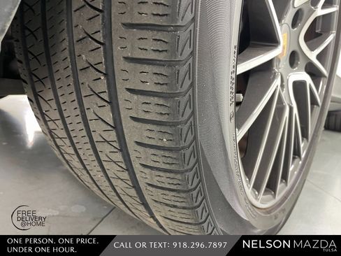 Used 2020 Porsche Cayenne S image 10