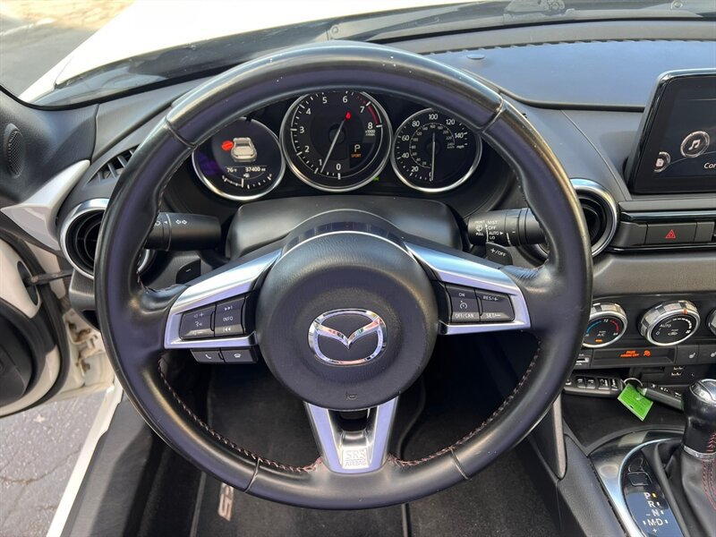 Used 2018 MAZDA MX-5 Miata RF Grand Touring RWD image 26