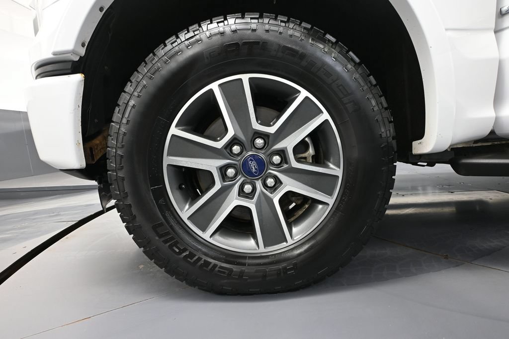 Used 2016 Ford F150 XLT w/ Equipment Group 301A Mid AWD/4WD image 13