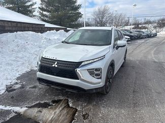 Used 2024 Mitsubishi Eclipse Cross SEL video 1