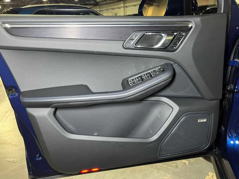 Used 2024 Porsche Macan GTS image 20